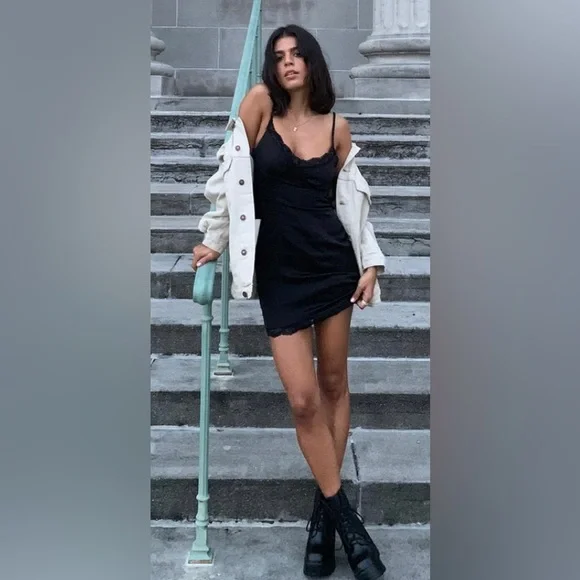 MAPLE MAE MINI BLACK DRESS!!! - Picture 4 of 5